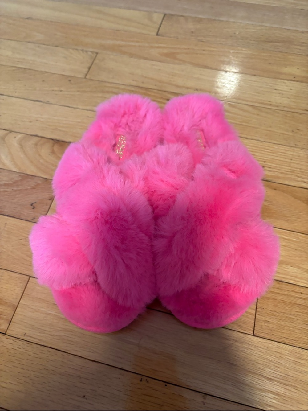 Michael Michael kors fluffy pink slippers